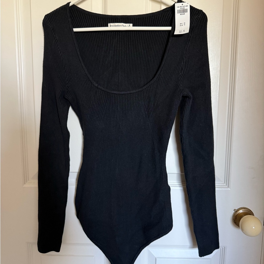 Abercrombie & Fitch Black Long Sleeve Sweater Bodysuit. Size M. NWT.